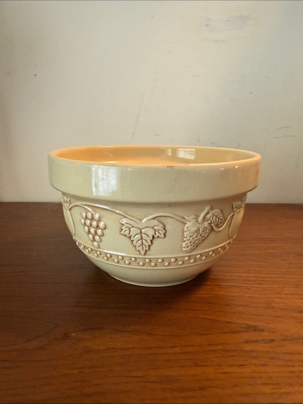 Decorative Cream Ceramic Bowl with Embossed Vine Motif